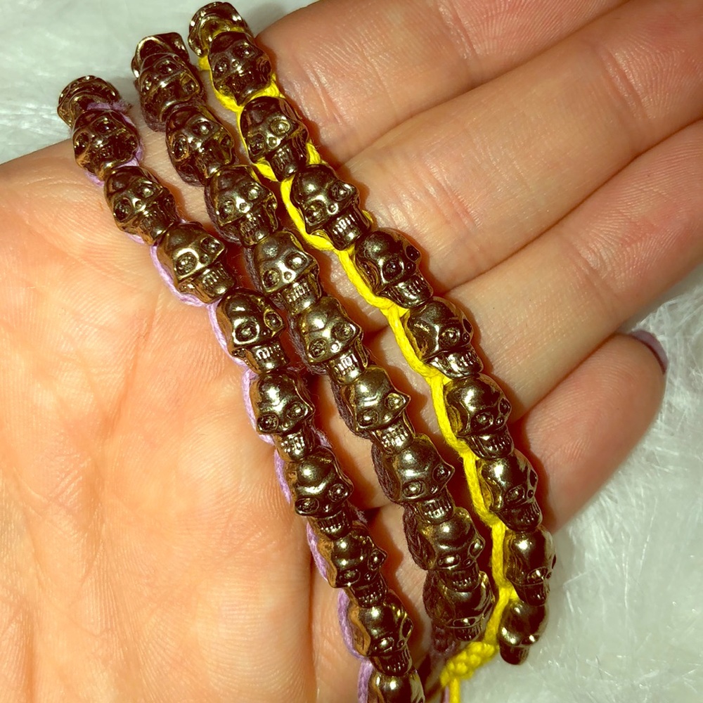 Skull and fabric bracelet set